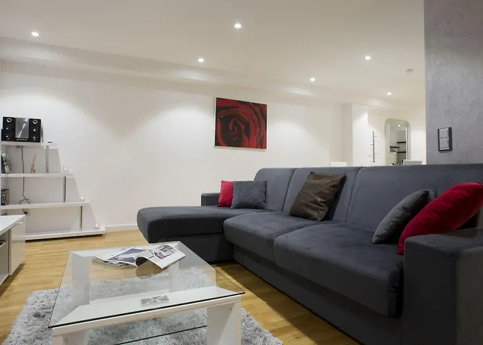 The Queen Luxury - Cortina Apartman *