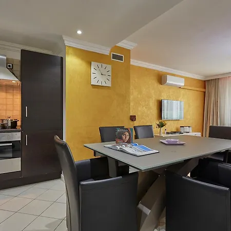 The Queen Luxury - Cortina Apartment Luxembourg