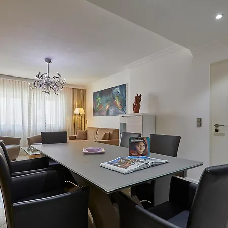 The Queen Luxury - Cortina *