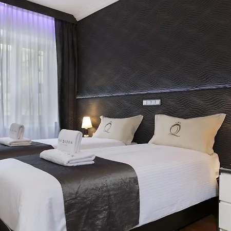 아파트 The Queen Luxury - Cortina *