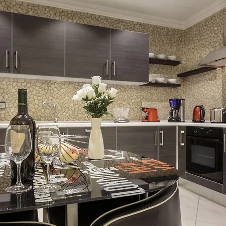 The Queen Luxury - Cortina *