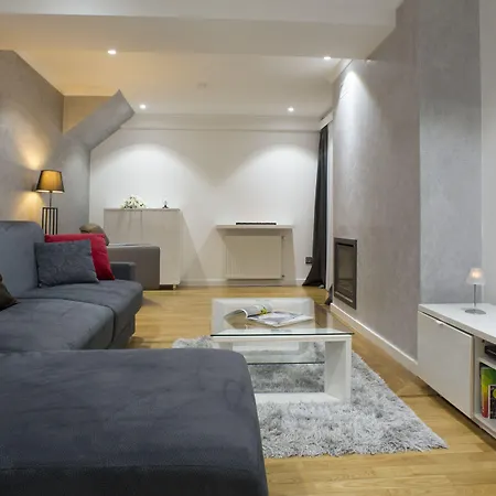 The Queen Luxury - Cortina Luxemburgo