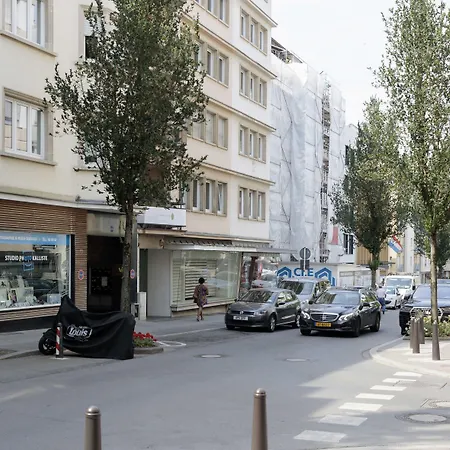 The Queen Luxury - Cortina Apartamento Luxemburgo