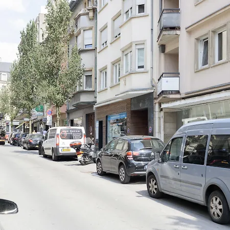 The Queen Luxury - Cortina Luxemburgo