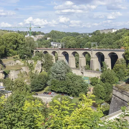 The Queen Luxury - Cortina 아파트