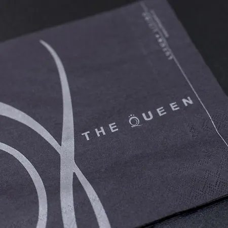 The Queen Luxury - Cortina Apartment