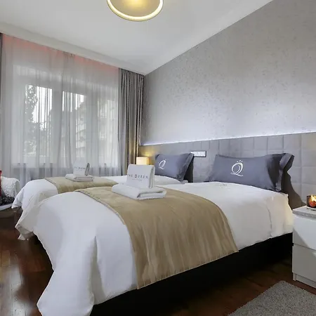 The Queen Luxury - Cortina