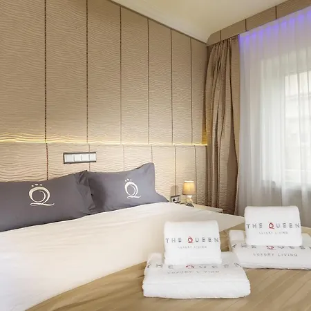 The Queen Luxury - Cortina *