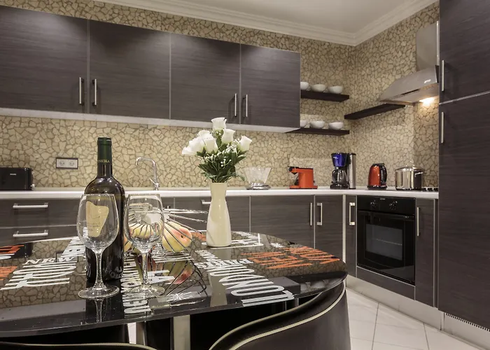 The Queen Luxury - Cortina *